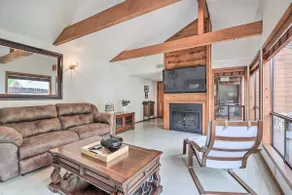 Bryan Home w/ Deck & Yard ~ 4 Mi to Texas A & M! - Image 4