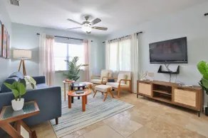 Coastal Villa w Amazing Courtyard - Splash Pad! - Image 4