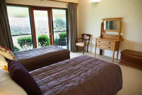 Burncroft Guesthouse - Image 5