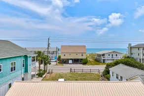 Mission SEA Réalisé: 3 BR / 3 BA en duplex - 1 côté à Kure Beach, 6 couchages - Image 4
