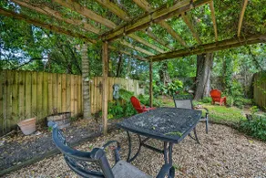 Walk to Mount Dora Historic District: Cozy Home! - Image 2