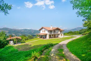 Spectacular country house in the heart of Baztán - Image 5