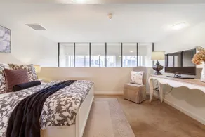 Two-storey Parisian château loft with city views - Image 3