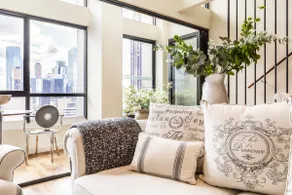 Two-storey Parisian château loft with city views - Image 5