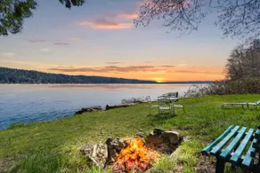 The BayView Rendezvous - w/ Beach Access & Kayaks - Image 2
