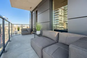 Skyline Views -POOL, Patio, Prkg & Gym - 2BR 2BA - Image 2