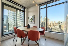 Skyline Views -POOL, Patio, Prkg & Gym - 2BR 2BA - Image 3
