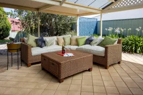 Adelaide Hills 4 bed home near Hahndorf Mt Barker - Image 5