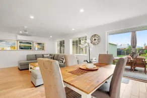 Theresa St 16 Golden Beach - Image 2