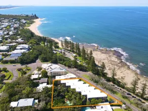 Seapoint Unit 14 32 Victoria Tce Kings Beach - Image 2