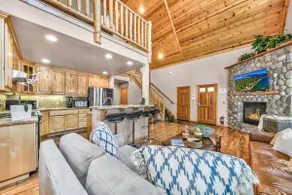 Mv11 Lake tahoe estate with heated pool - Image 2
