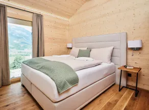 Premium Chalet with 5 bedrooms and sauna & pool - Image 4