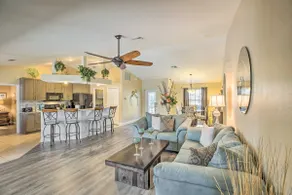 Lanai & Heated Pool: Stunning Cape Coral Getaway - Image 3
