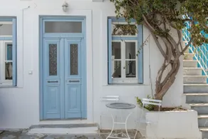 Cycladic house Tinos in the heart of Tinos city - Image 2