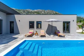 Villa Mir with private pool, 3 bedrooms, 7km from sandy beach - Image 5