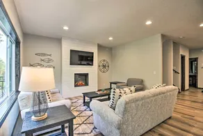 New Gull Lake Townhome!  5 bed 3200ft + Boat Slip - Image 4