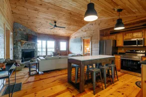 Views @ Whitepath | Mtn Views + Hot Tub + Fire Pit - Image 2