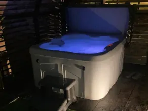 Peacock Lake Glamping - Image 2