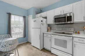 Cappy Hour! Lakefront townhome with backyard paradise and amazing community amenities! - Image 5
