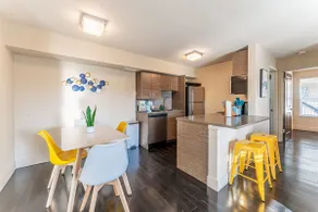 Charming 2BR king beds suite next to Downtown - Image 4