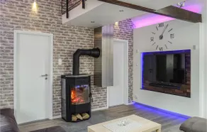 Cozy Apartment In Wurster Nordseeküste, With Wifi - Image 3