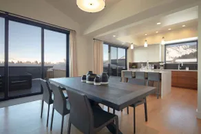 Town Hill Penthouse Luxury Condo w/Private Hot Tub - Image 3