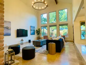 Heated pool & hot tub close to six flags! - Image 3
