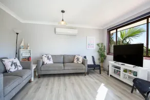 Sirius Retreat Pet Friendly 3 Mins Walk to St George Basin - Image 3