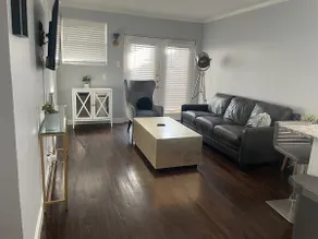 Heart of Henderson - Modern with Comfy King Bed - Image 3