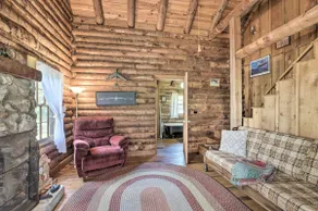 Quaint & Quiet Belleview Cabin on 35 Acres! - Image 5