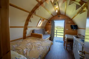Cosy Welsh Cabin with Incredible Views - Image 5