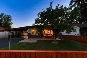 The Luxe | Hot Tub, Theater & Game Room Near Downtown - Image 4