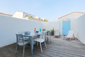 Nice house in a residence with swimming pool for 5 - Image 2