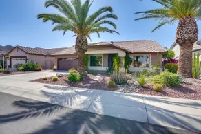Lakefront Home w/ Outdoor Oasis in Glendale! - Image 2