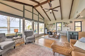 Dreamy Lake Norman Cottage w/ Panoramic Lake Views - Image 5