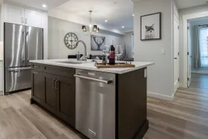 Le Bucheron Stunning Spring Creek Luxury condo - Image 2