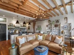 Industrial Chic Downtown Burnsville | Spa Bath - Image 5