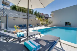 Villa Nina with private 32 sqm heated pool, 5 bedrooms, fun zone, 850m from the beach - Image 5