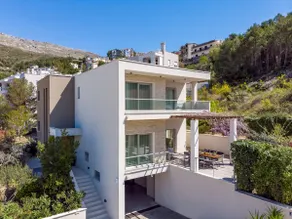 Villa Nina with private 32 sqm heated pool, 5 bedrooms, fun zone, 850m from the beach - Image 2