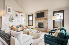 Starview at Brasada Ranch Resort by Avantstay Stunning Home w/ Hottub & Close To World Class Golf! - Image 3