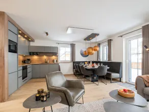 Premium lodge with large wellness area - Image 3