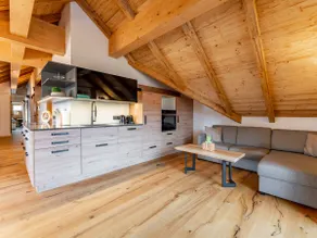 First-class penthouse with sauna - Image 2