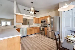 Small Pet-Friendly 3BR w/ Fenced Yard, Firepit | 1 Mile to Spring Park - Image 3