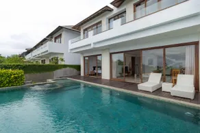 Oceanview 2BR Luxe Villa Retreat w/ Pool & Bathtub - Image 5