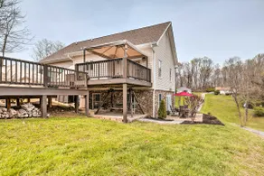 Bristol Escape w/ Patio, 2 Mi to Downtown! - Image 3