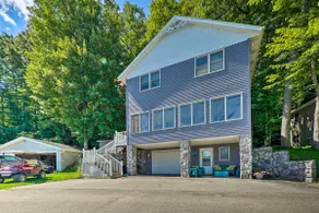 Lakefront Newaygo Home - Private Dock, Kayaks - Image 4