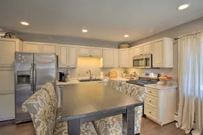 Stylish Pine Plains Home Near Parks & Hiking! - Image 2