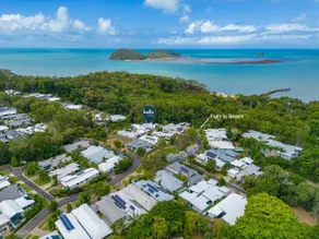 Belle Escapes 58 Ocean Dr Luxury Home Palm Cove - Image 3