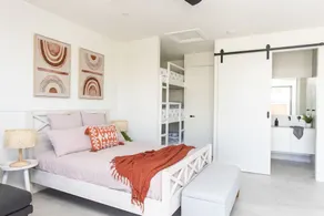 Sailfish Studio - Beachside Private Access Granny Flat by uHoliday - Image 3