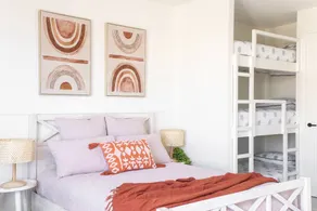 Sailfish Studio - Beachside Private Access Granny Flat by uHoliday - Image 2